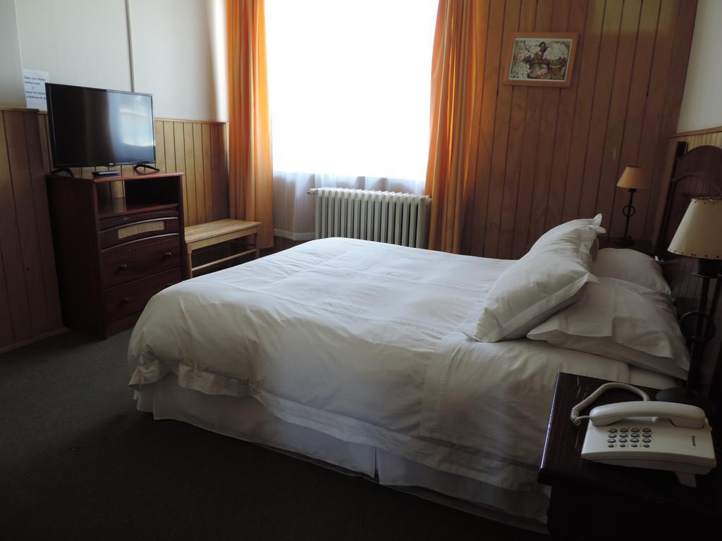 פואנטה ארנס Hostal Oro Fueguino מראה חיצוני תמונה